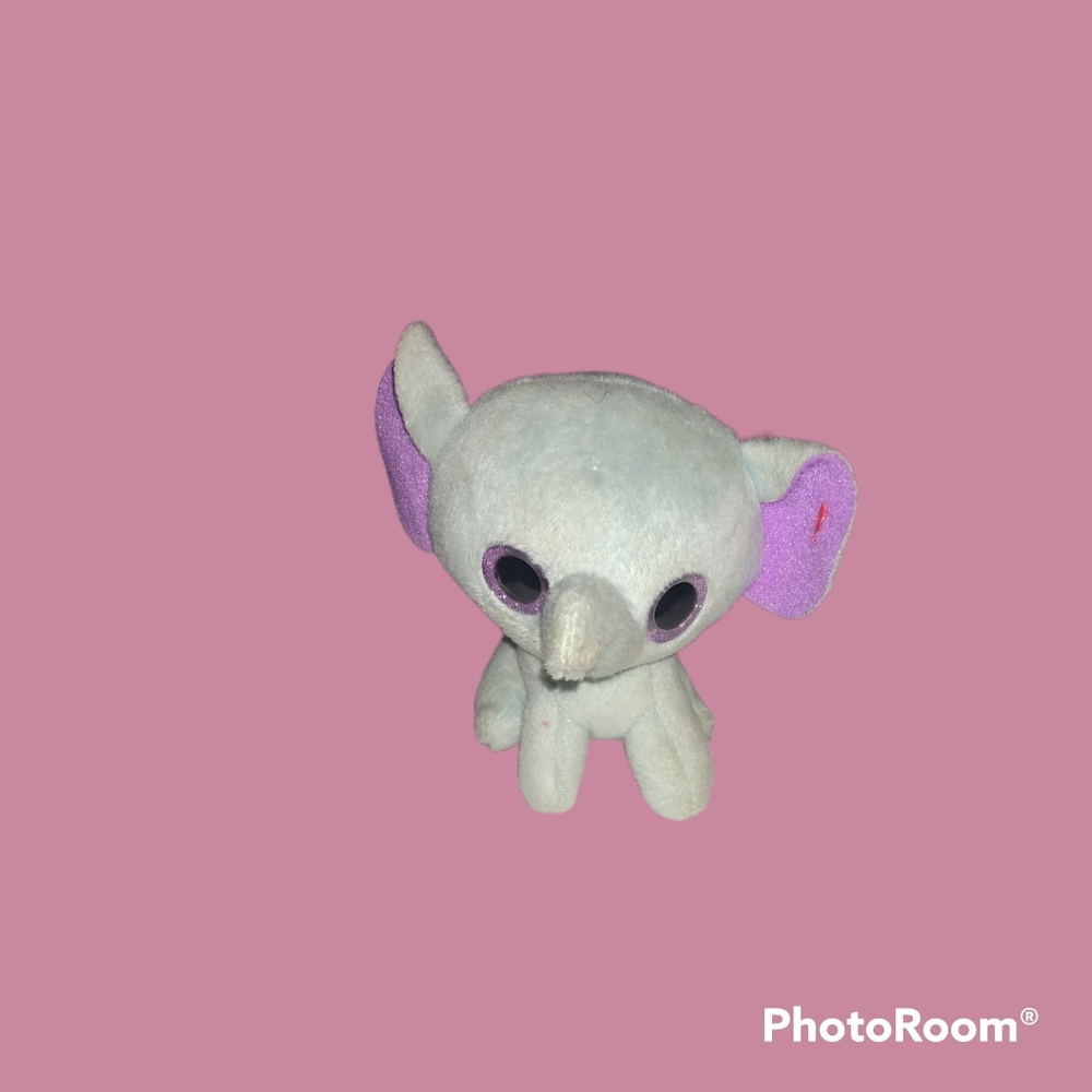 Tys Teanie Beanie Baby Peanut the Elephant